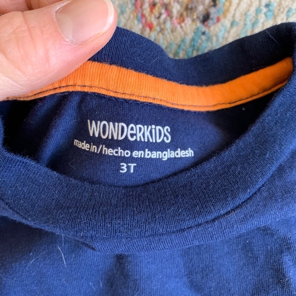 Boys 2T & 3T shirts - Picture 7 of 7